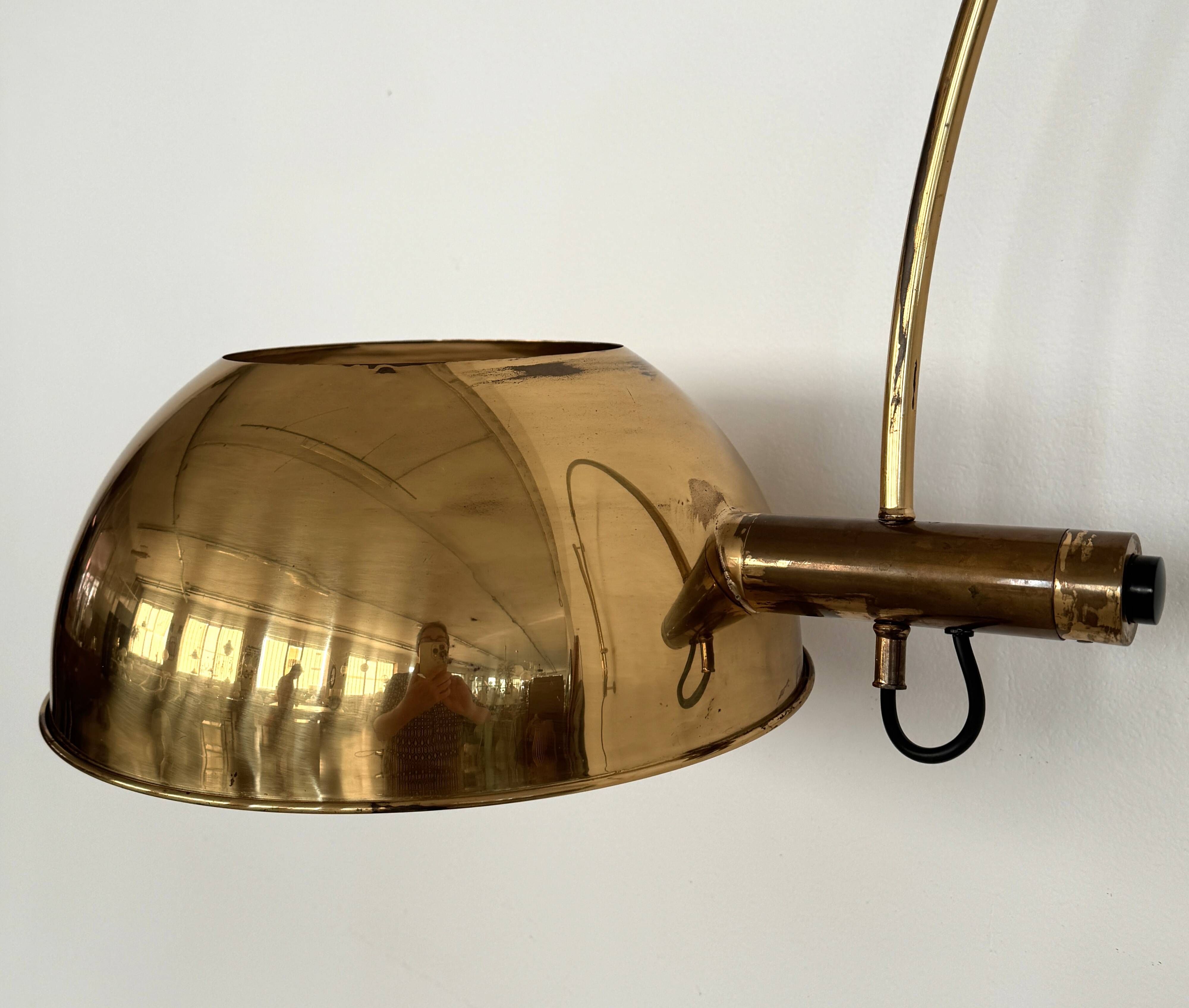 Lampe murale vintage à arc Florian Schulz XL BOCA en laiton, années 1970