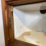 Meuble provincial en chêne, dessus de marbre, intérieur en céramique