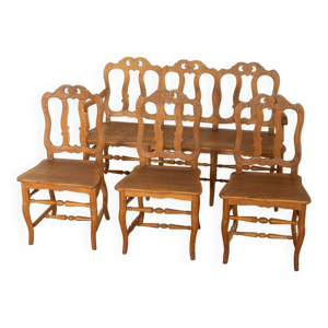Ensemble de sièges antiques