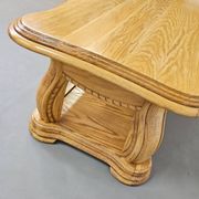 Table basse française en chêne massif des années 1970