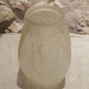 Art Deco molded and satin-finished glass vase, circa 1930
