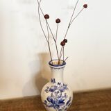 Moustiers vase