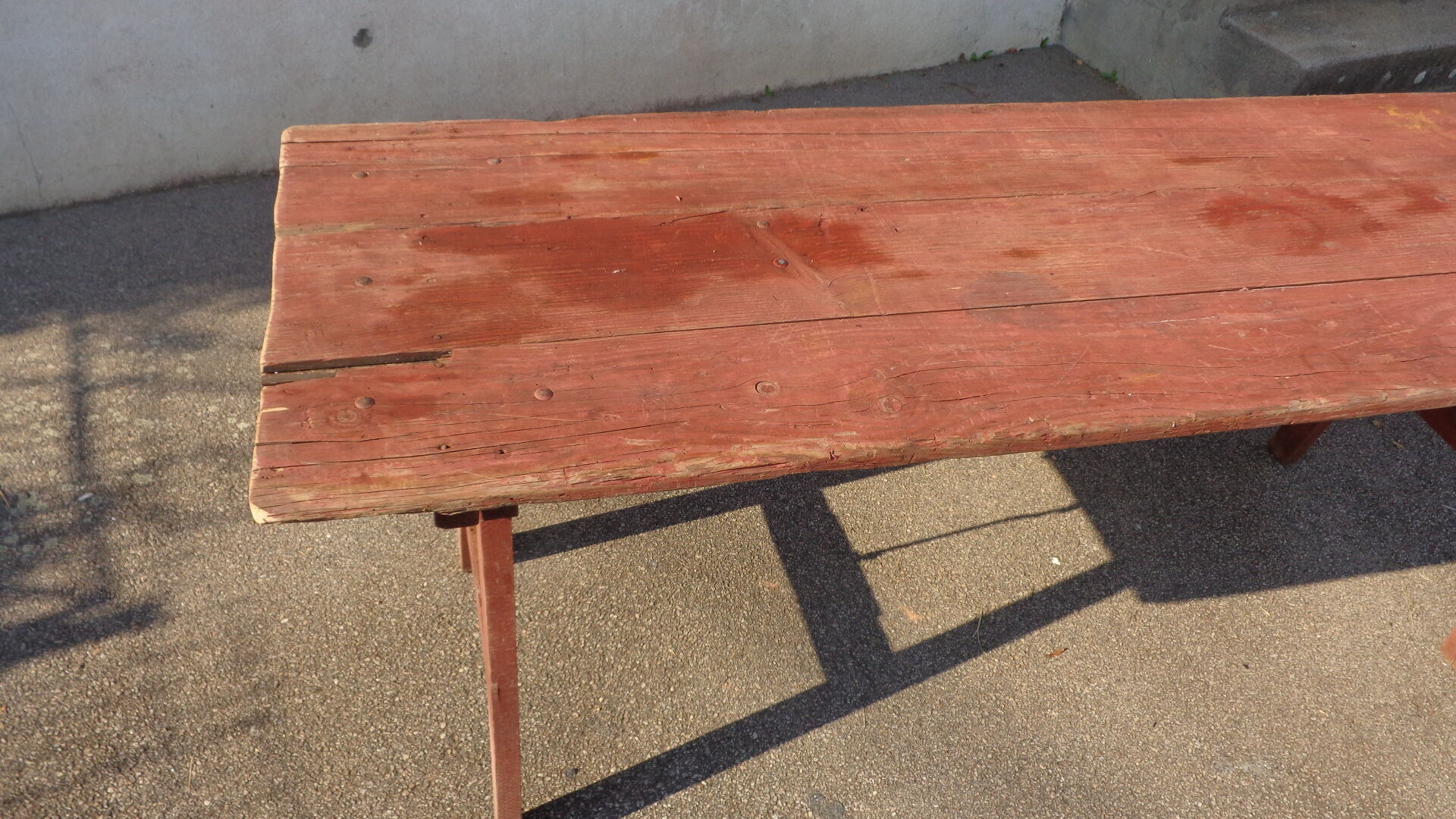 Brewery table, wooden feet