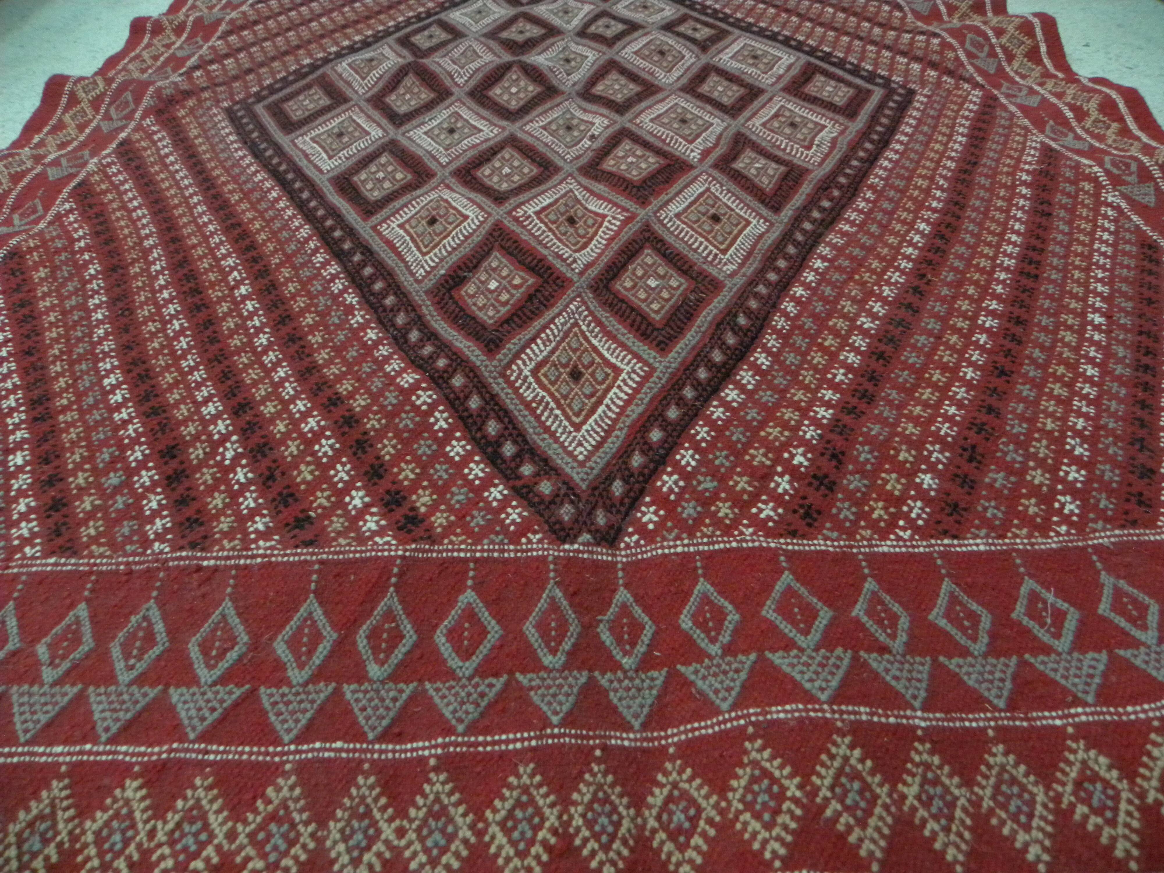 Traditional Ethnic Red Artisan Rug, Geometric Berber Rug