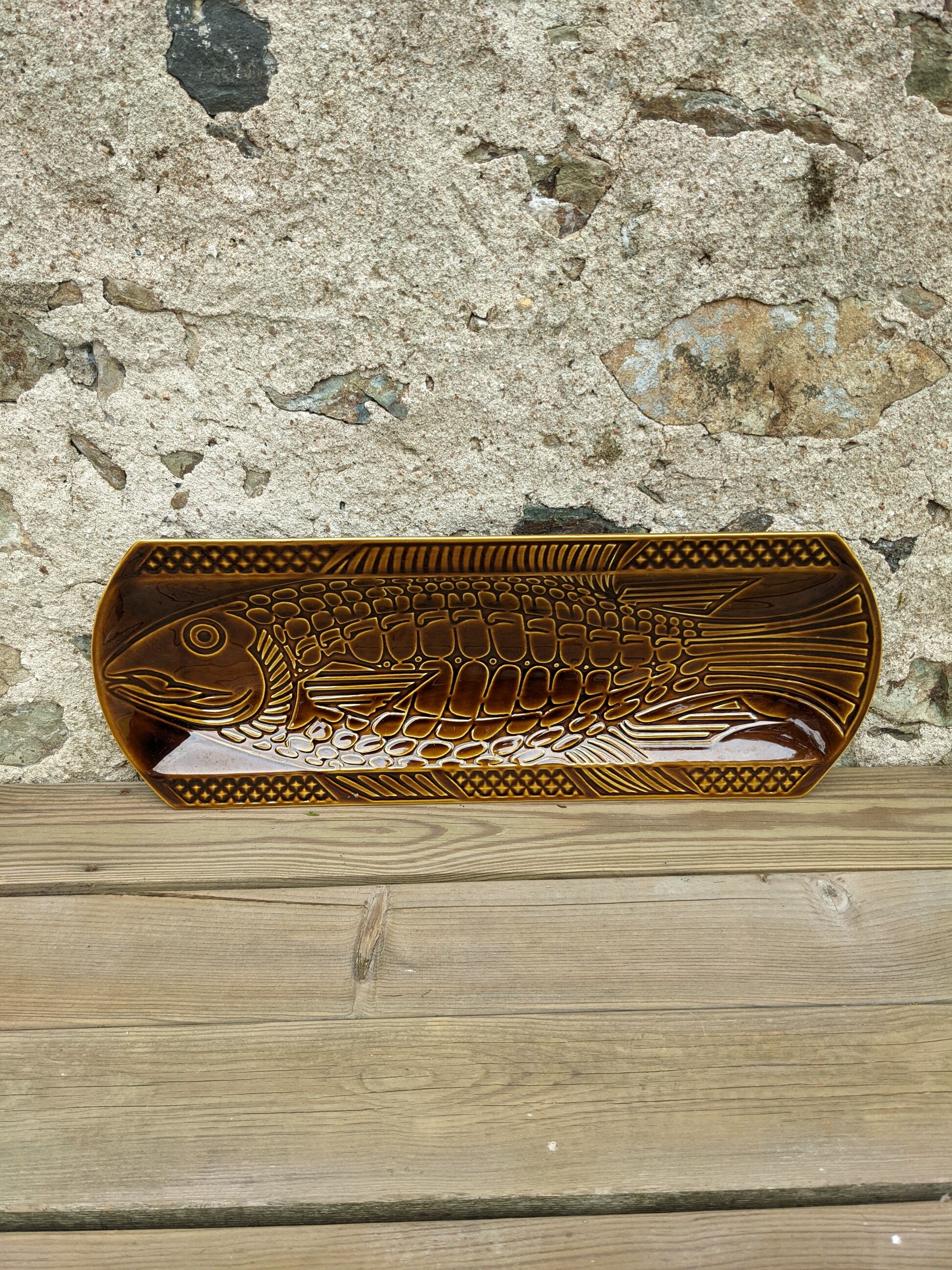 Dish fish vintage ceramic brown 60 cm