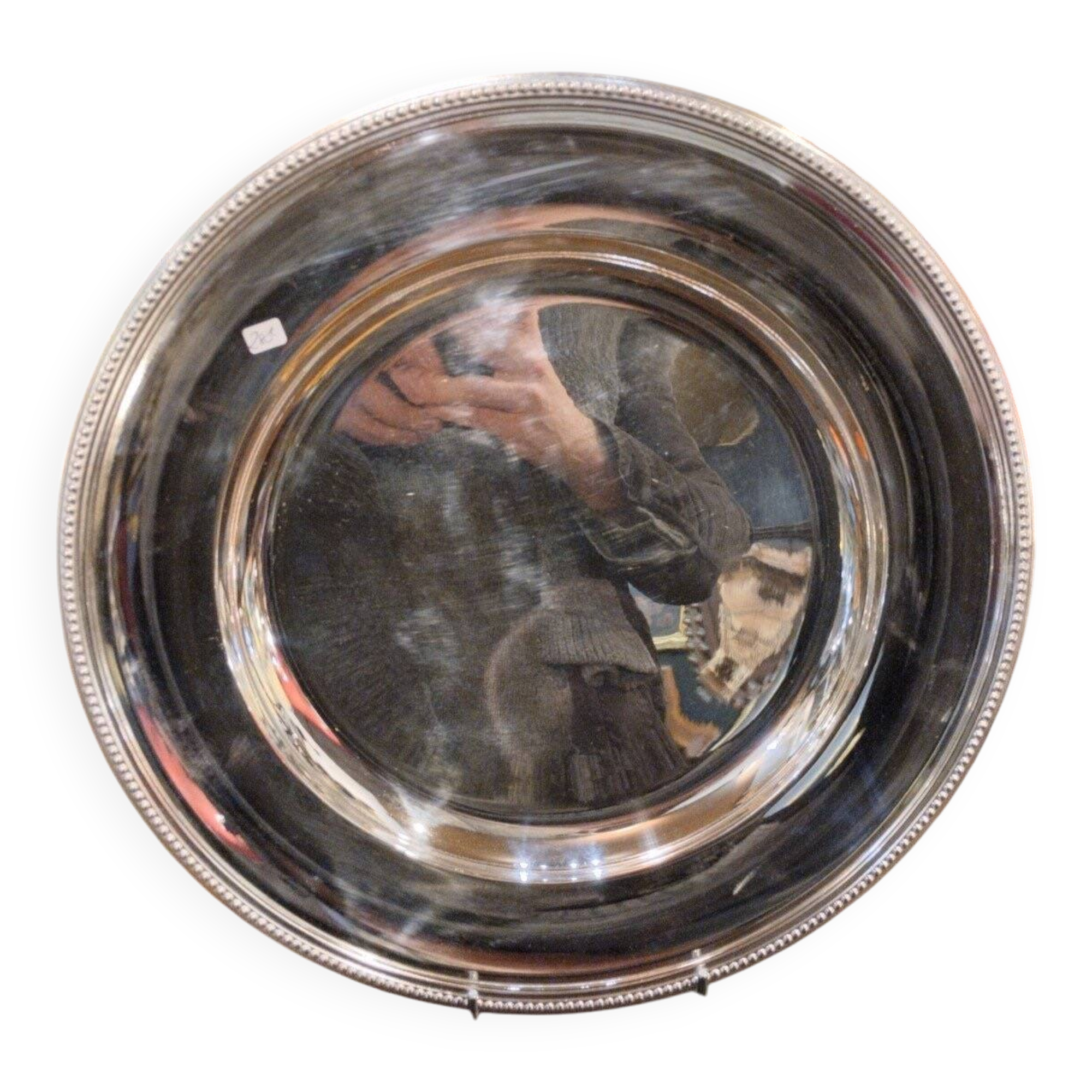 1262085 - Plat Circulaire - Modèle Perles - Christofle - V. 1980.