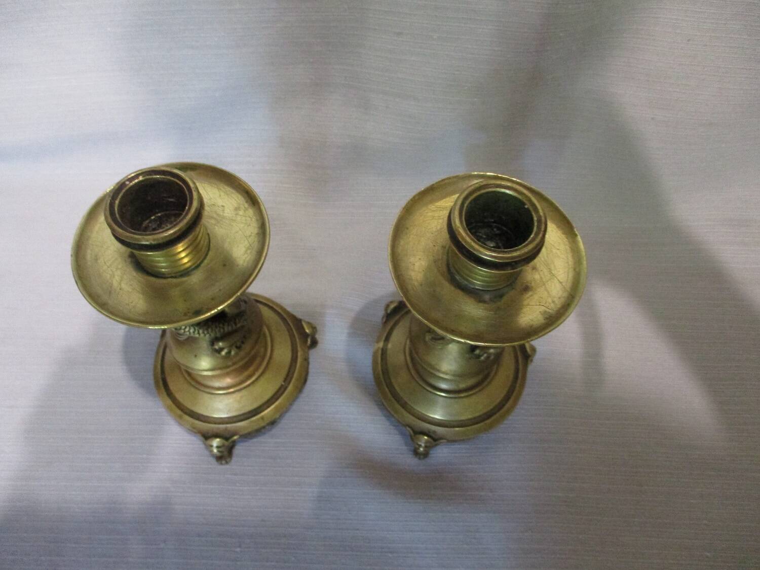 pair of Asian candlesticks from the 19th century in bronze