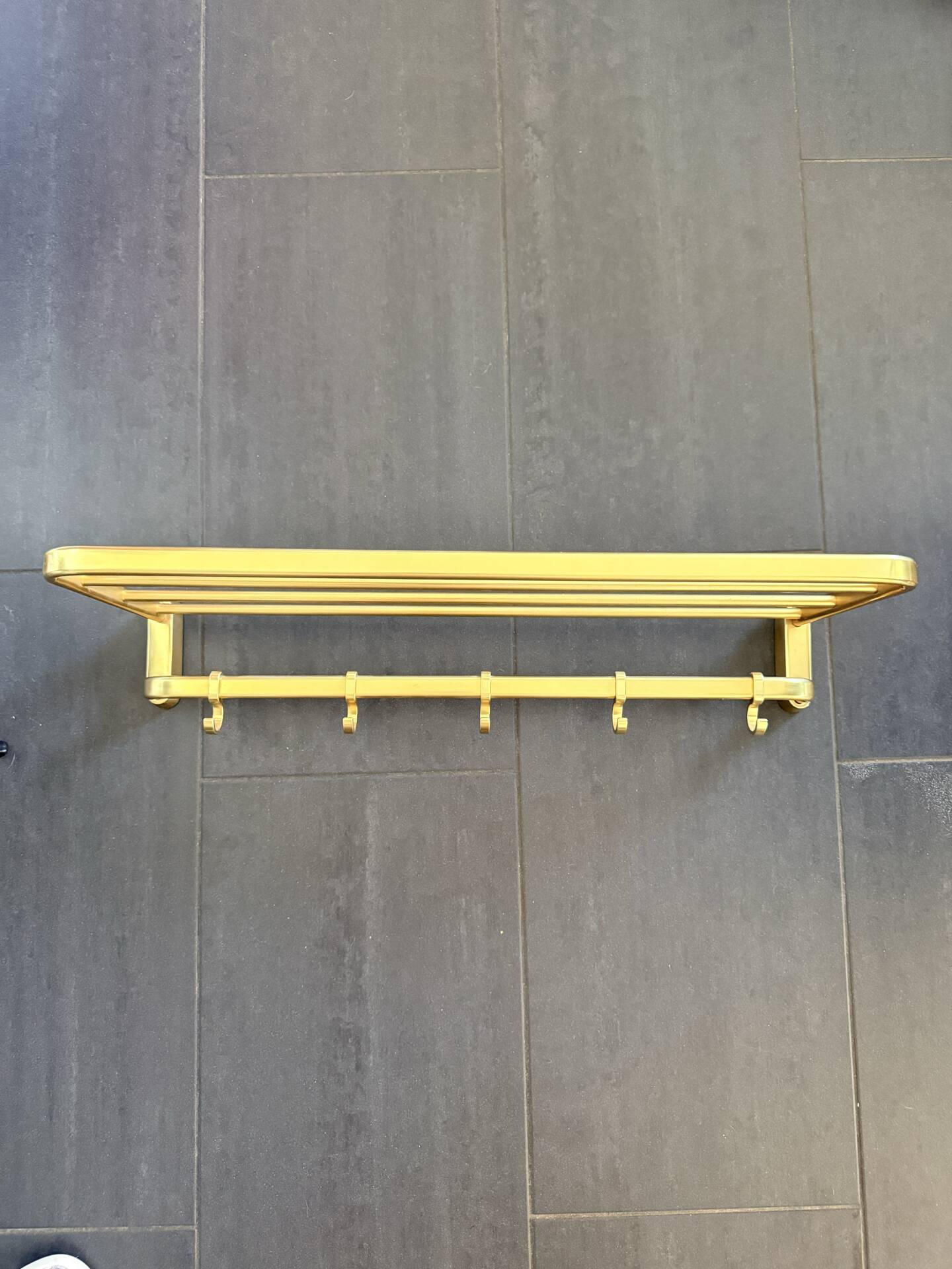 Vintage wall coat rack in gold aluminium – 1960s – 5 hooks