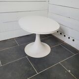 Tulip foot end table from the 70s