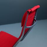 Aluminum Lounge Chair EA125 by Charles & Ray Eames for HERMAN MILLER