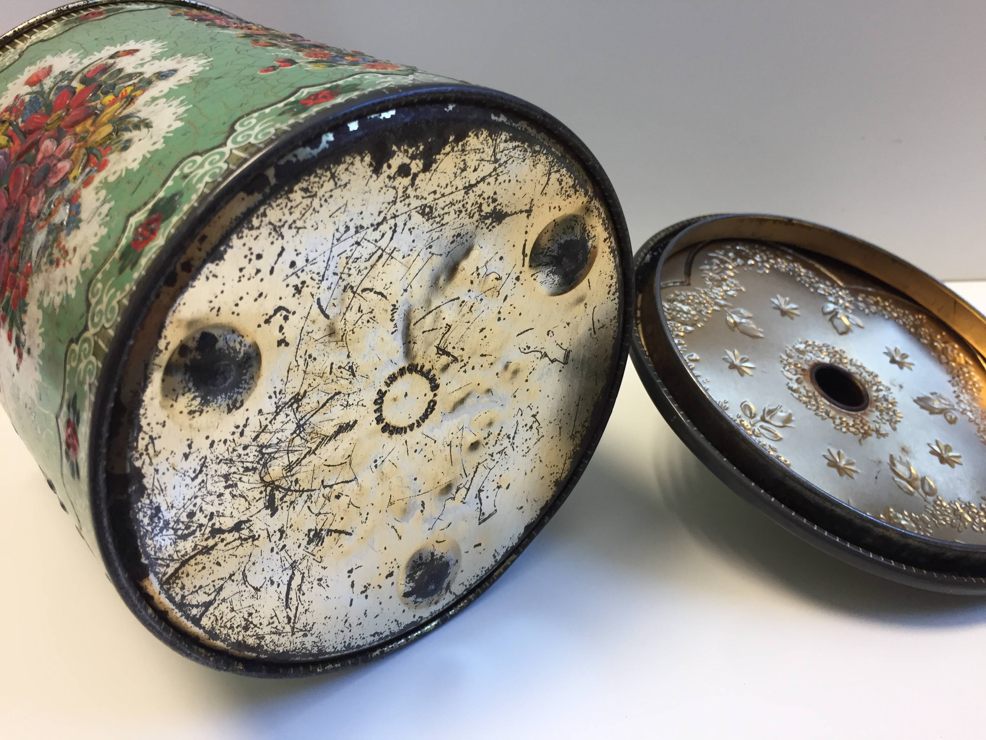 Vintage Tin Container Made in Holland 1950 Biscuit Box Candy Box