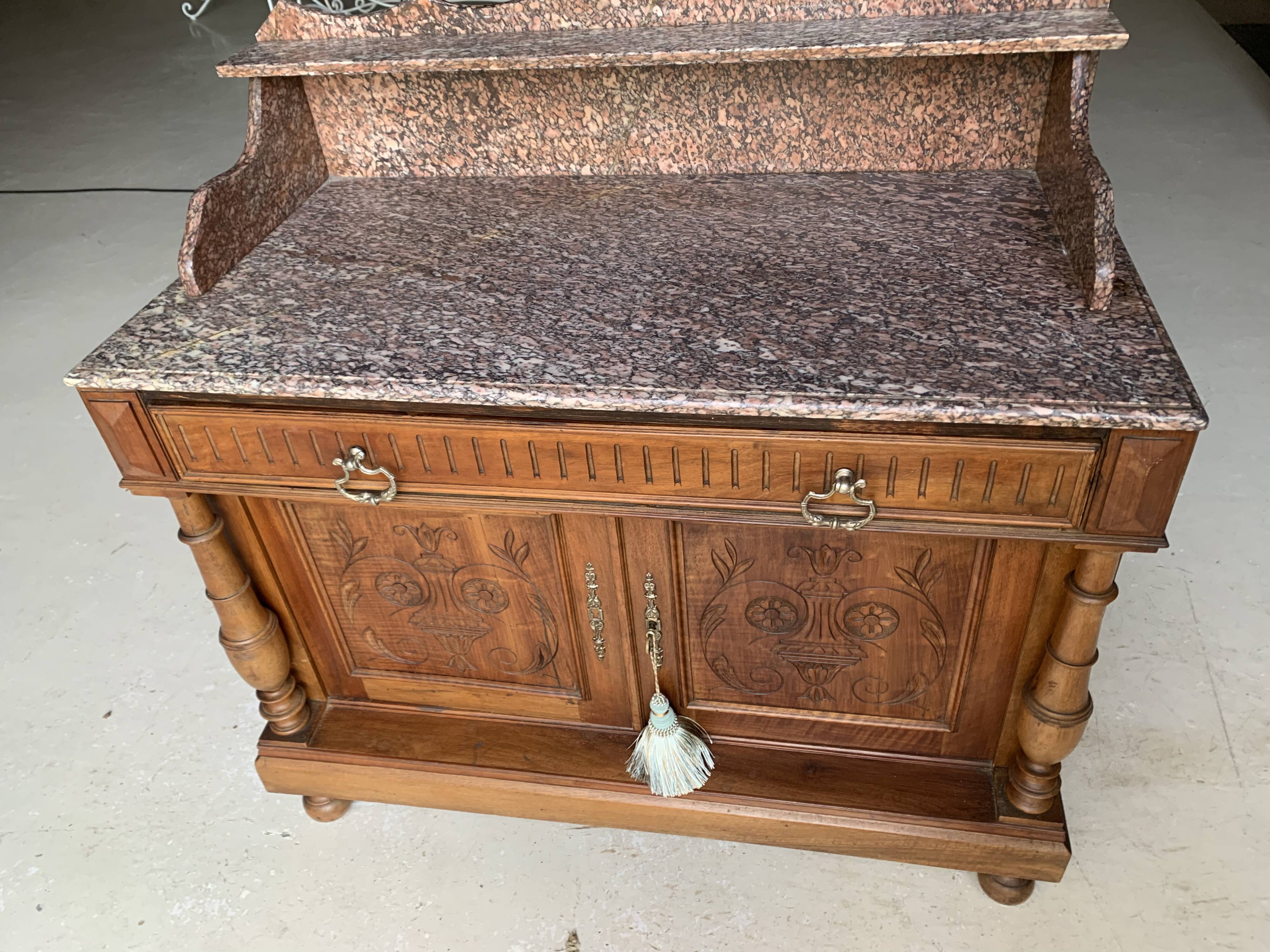 Meuble de salle de bain