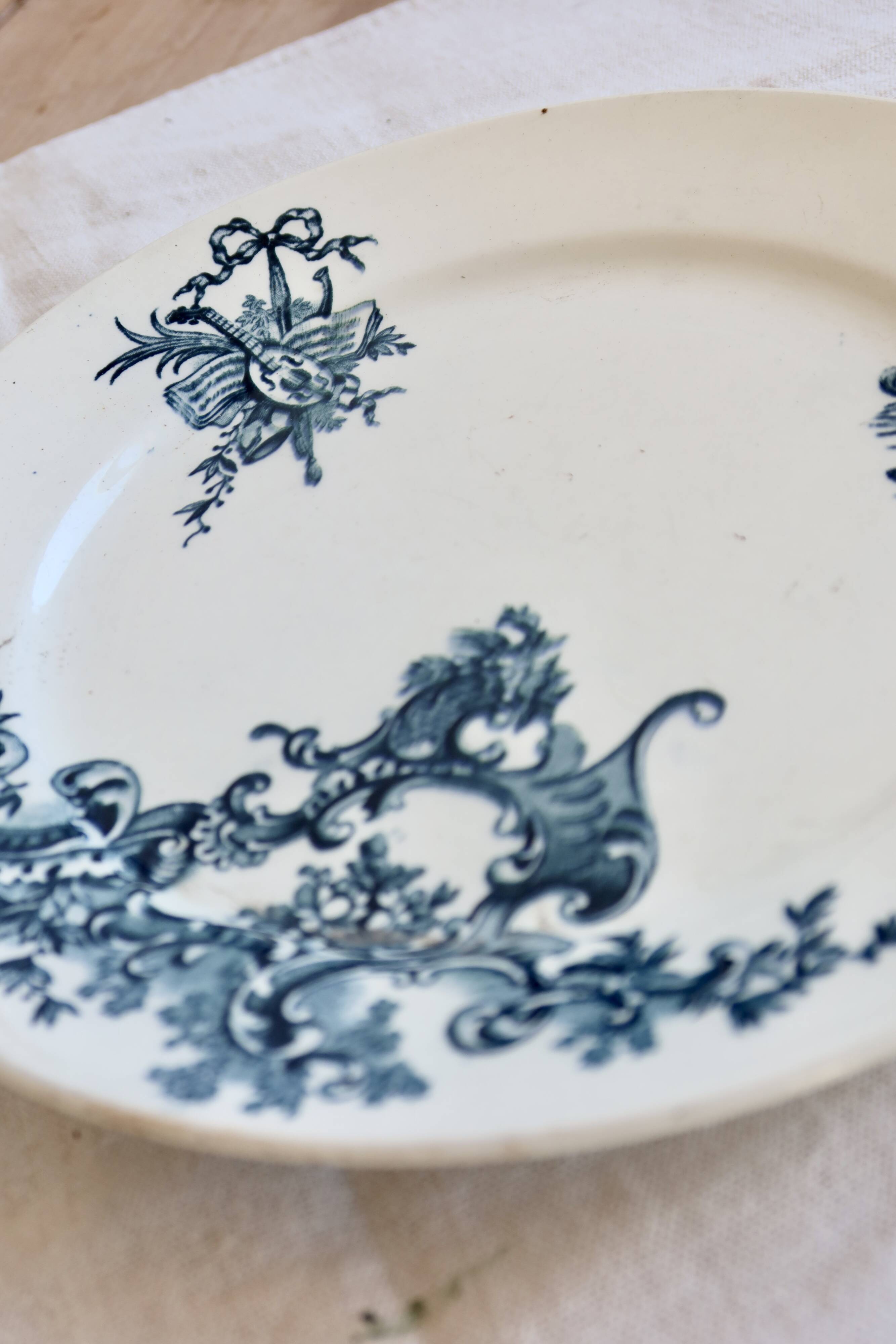 Assiette plate ancienne terre de fer - Boch Frères Keramis - Modèle Régent