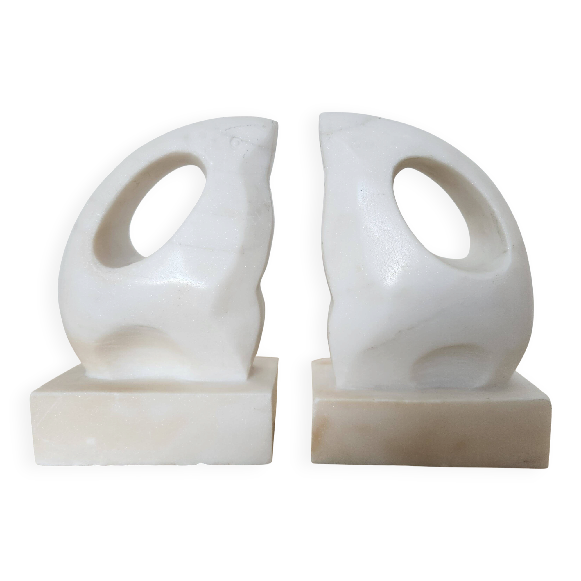 Pair of modernist bookends in white alabaster – 1970s/80s design