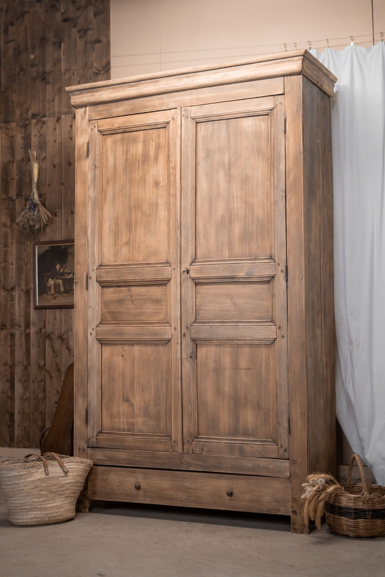 Armoire en peuplier