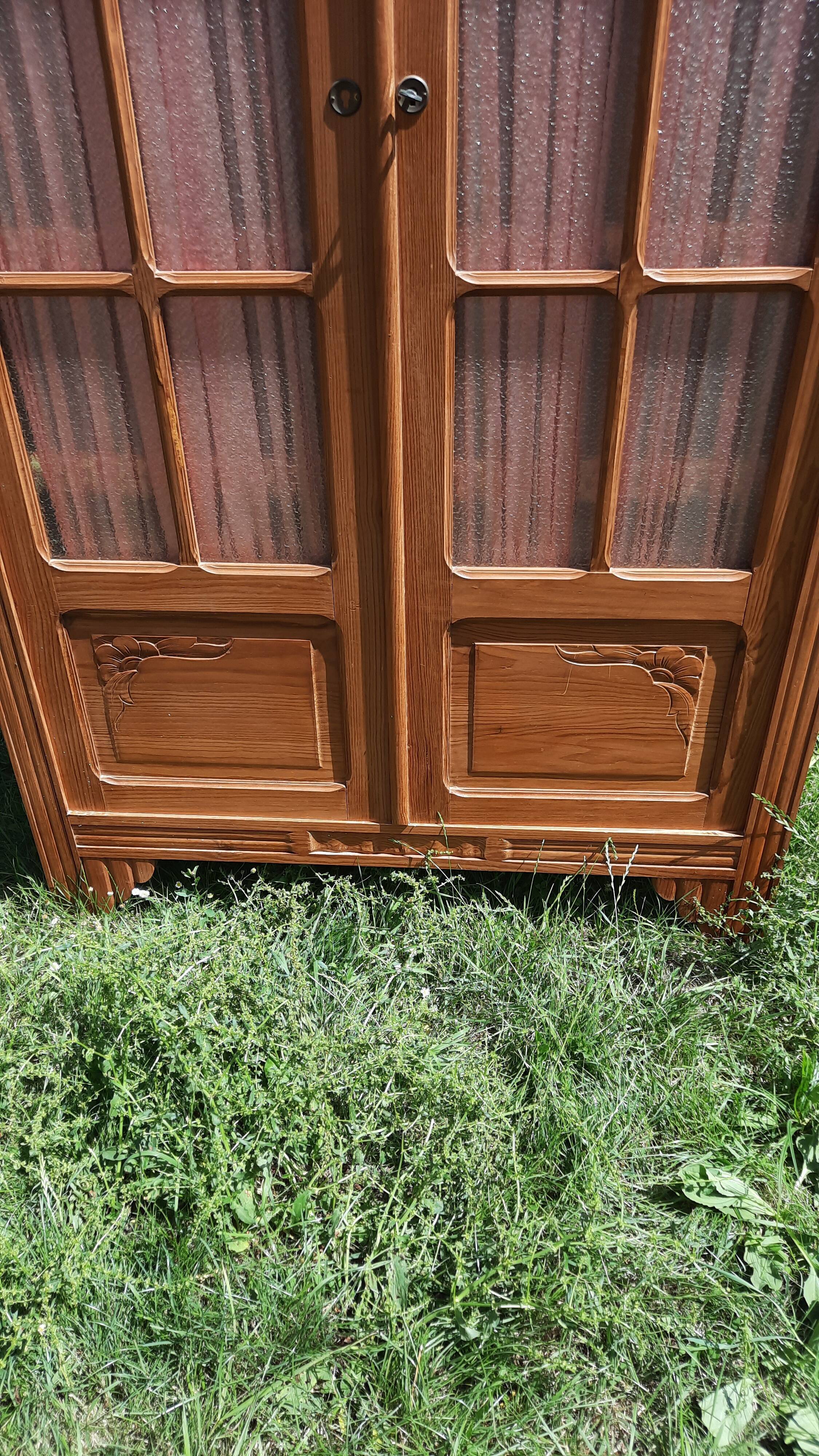 Art Deco style showcase