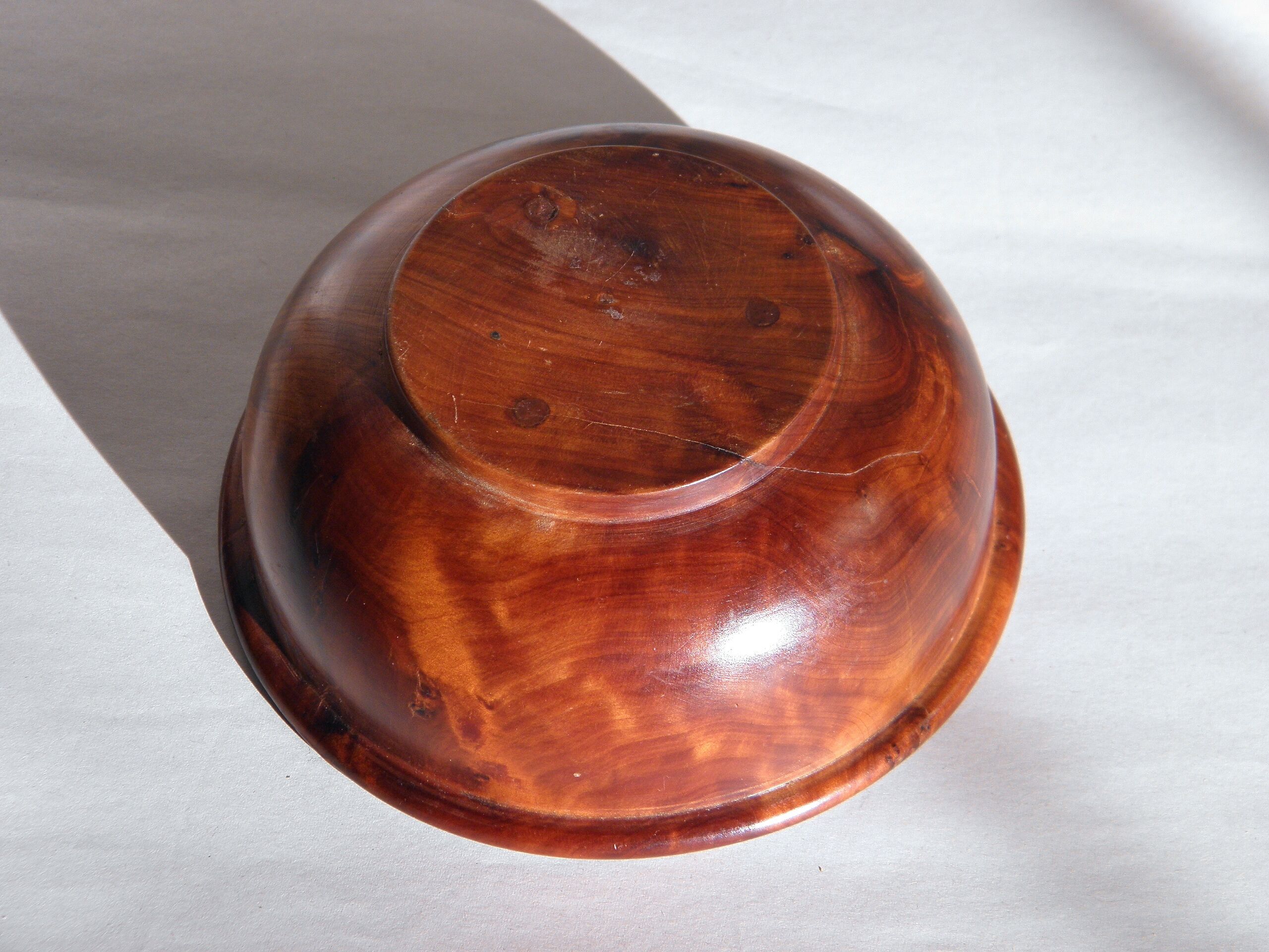 Trinket bowl in thuya magnifying glass 10 cm