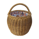 Wicker ball basket