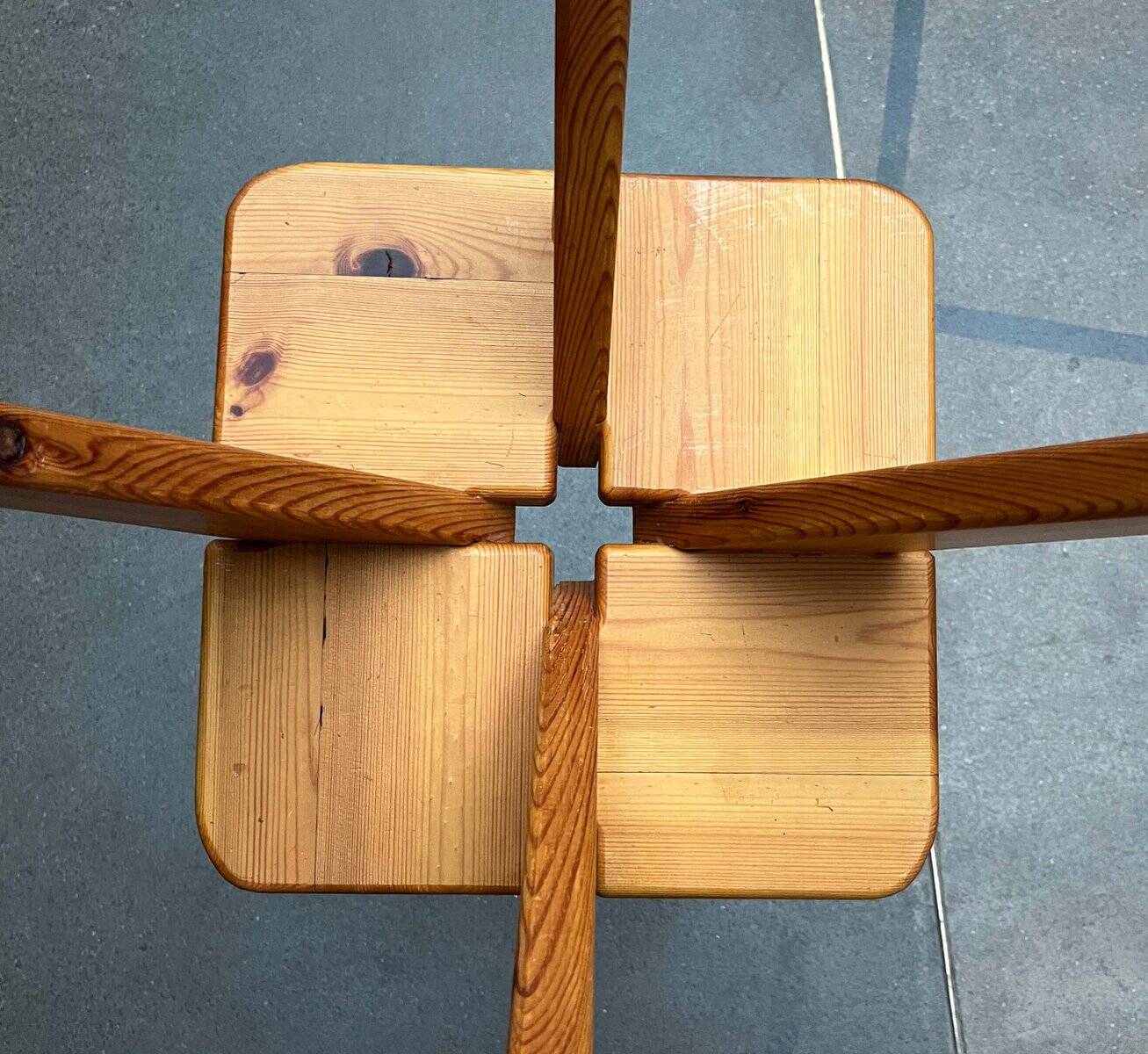 Mid-century modern Apila stool in pine attributed to Rauni Peippo, Finland, 1960s.