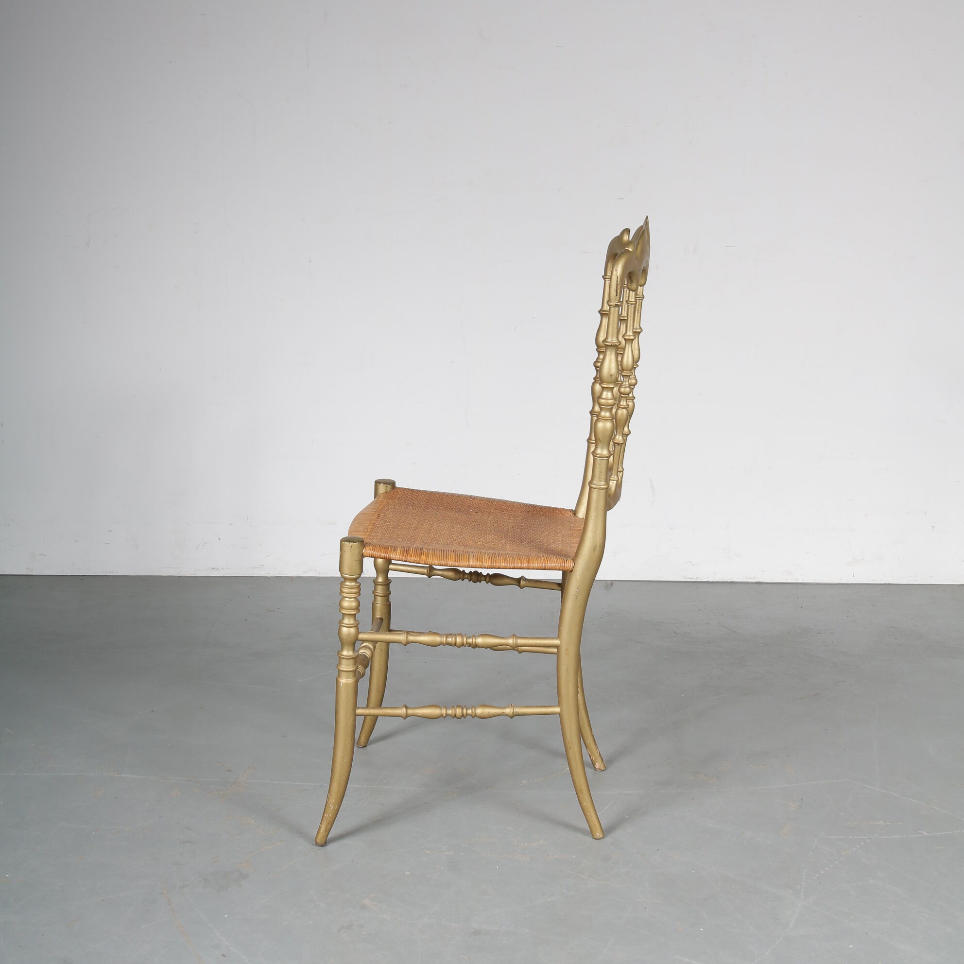 Italian chair manufactured by Chiavari in Italy 1970