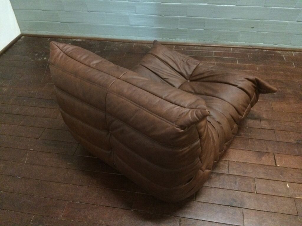 Togo armchair model designed by Michel Ducaroy 1973