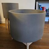 Cache-pot ampm florian gris ciment h45xd50 cm pied bois hevea