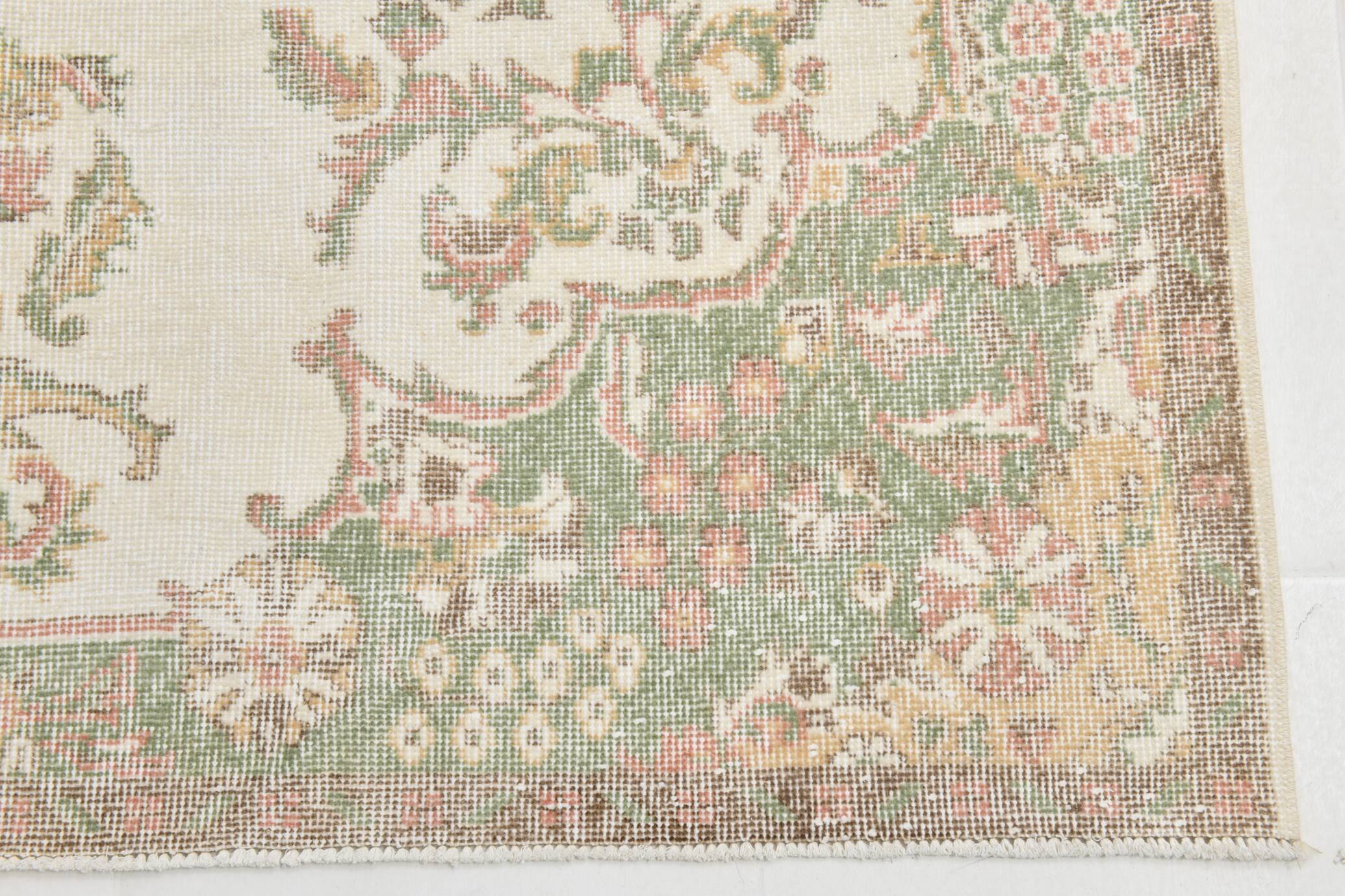 6x11 Beige & Cream Oriental Floral Pattern Vintage Rug, 189x329Cm
