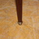 Table bouillotte de style Louis XVI en acajou vers 1920