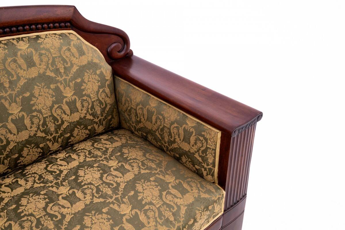 Antique Biedermeier living room set from around 1870.