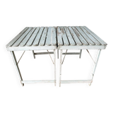 Folding table