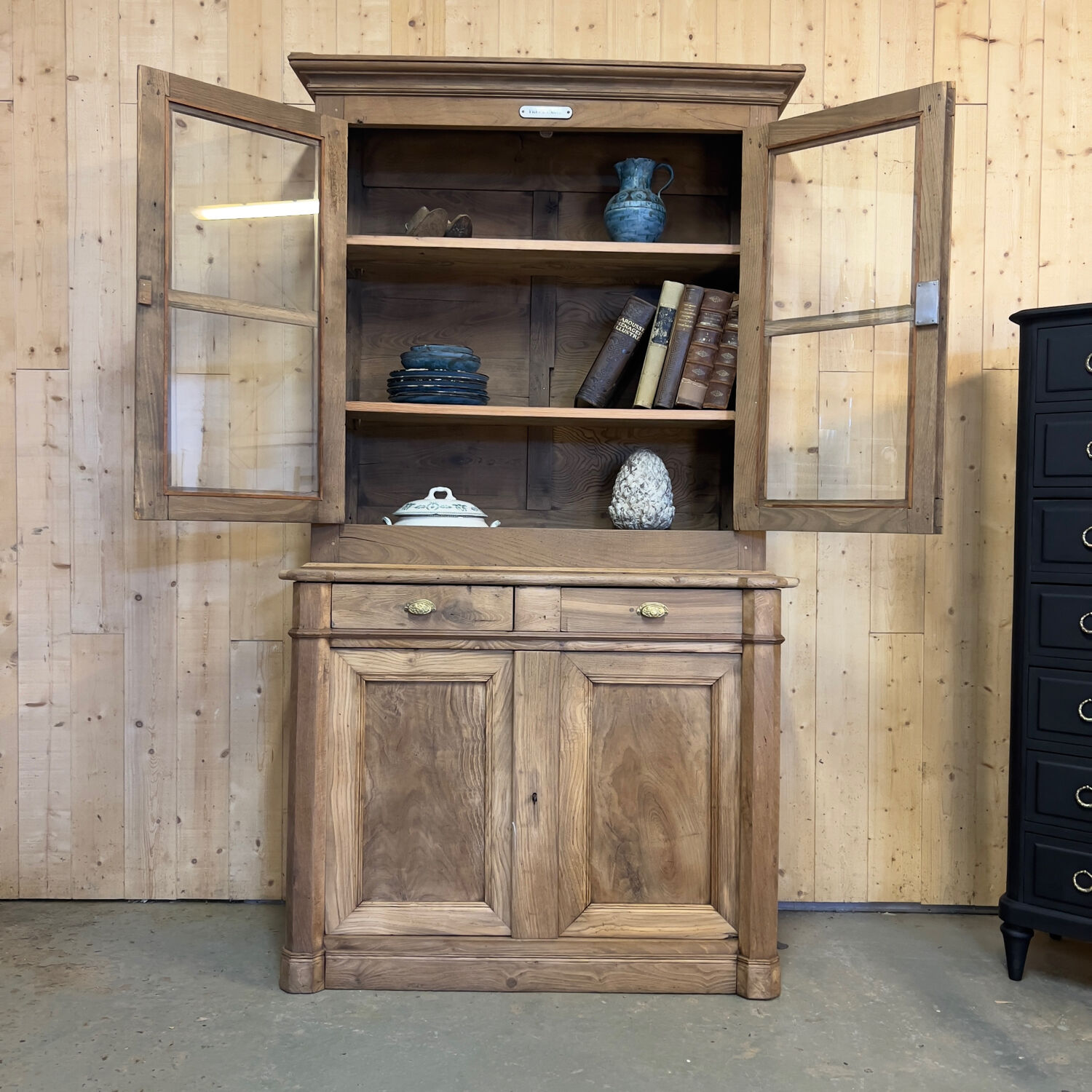 Two-part buffet in raw oak