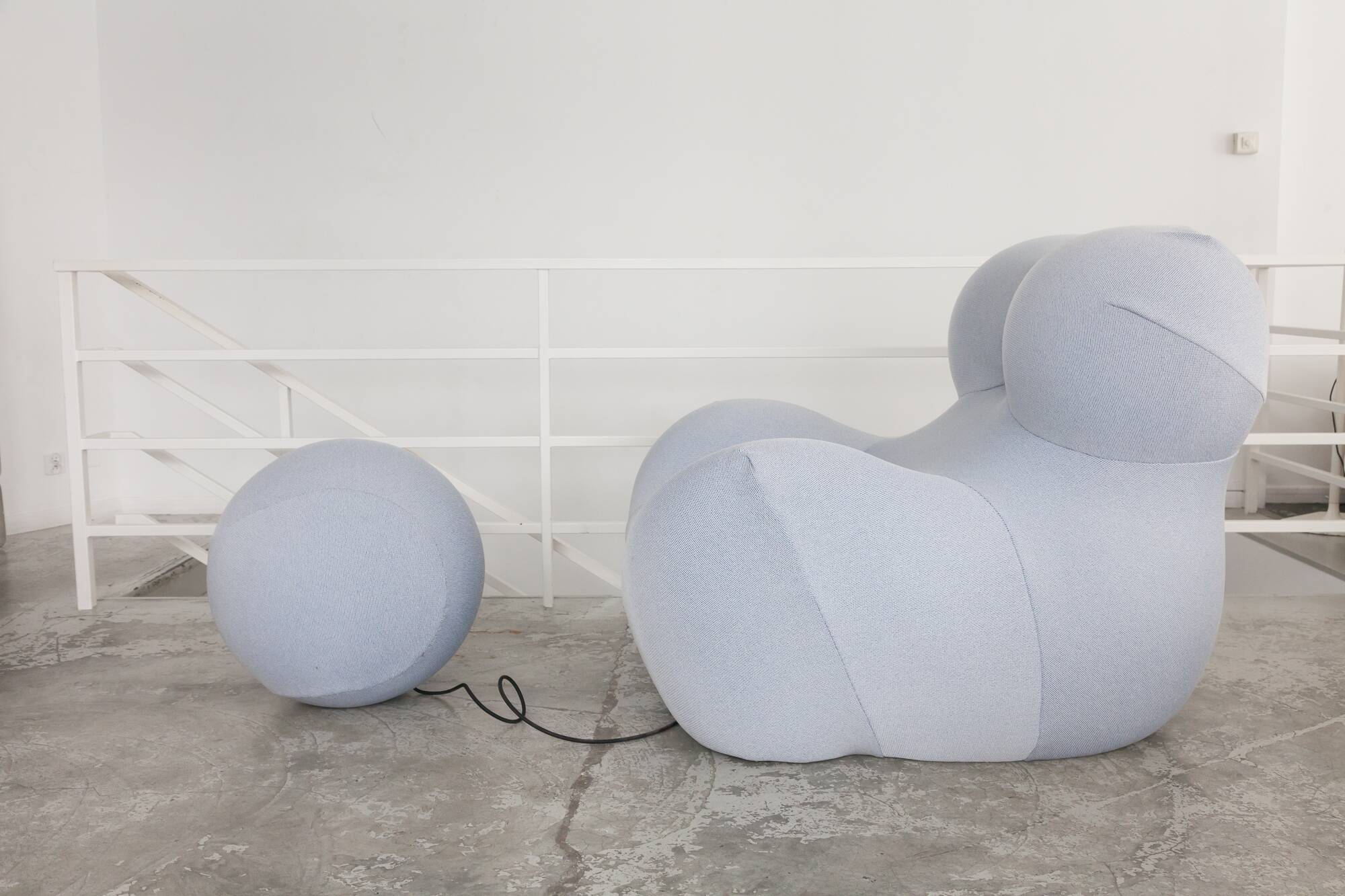 Up 5/6 armchair and footstool, La Mamma by Gaetano Pesce for B&B Italia, 2000s edition.