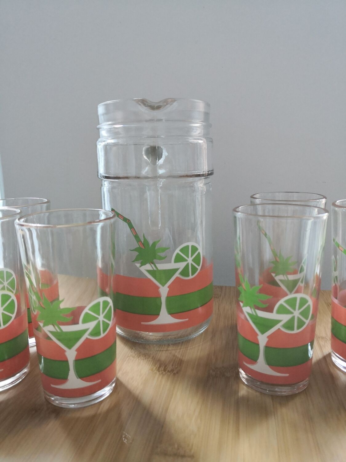 Vintage orangeade service