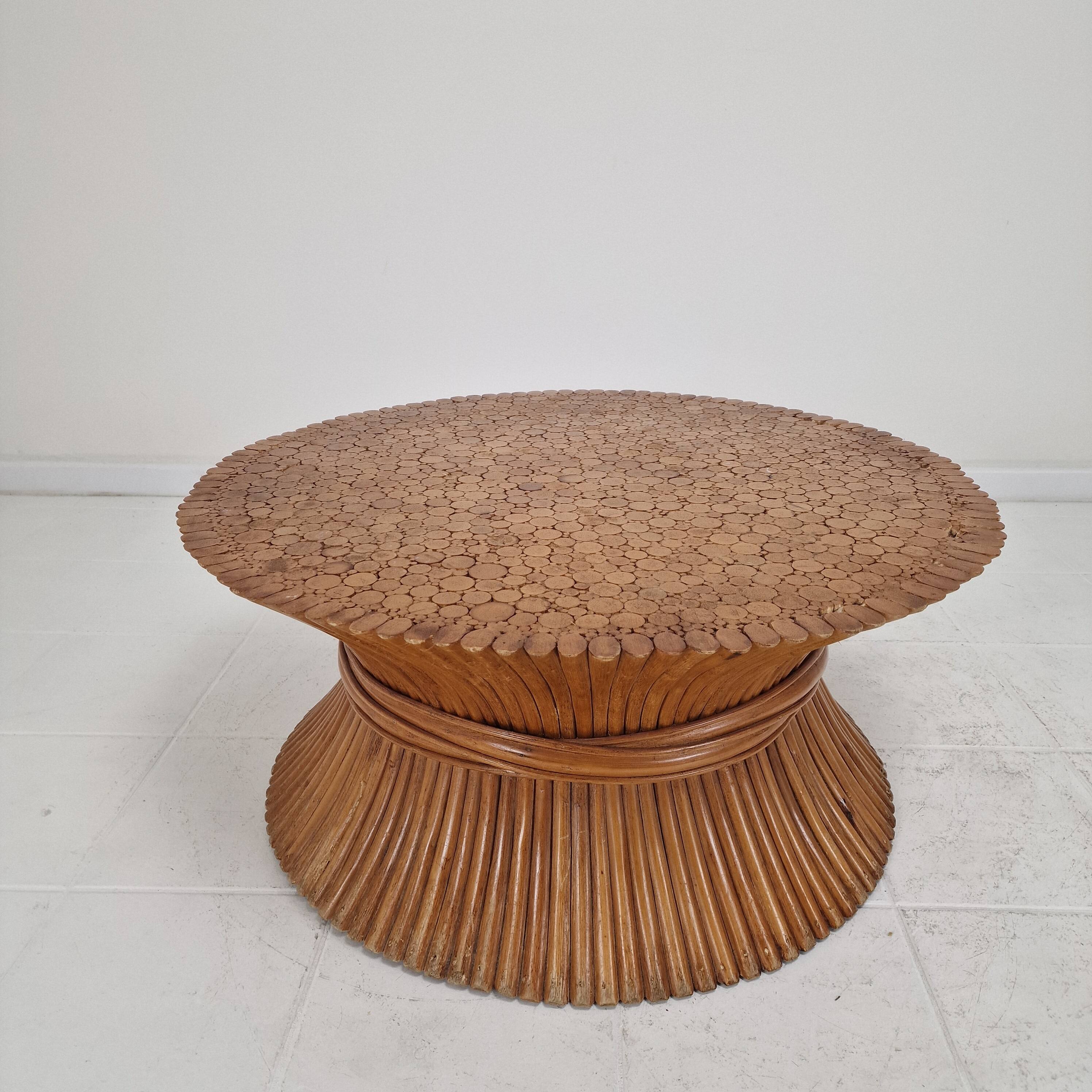 Table basse en bambou en forme de gerbe de blé par McGuire, États-Unis, vers 1970