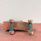 Jouet camion en bois bleu 50's
