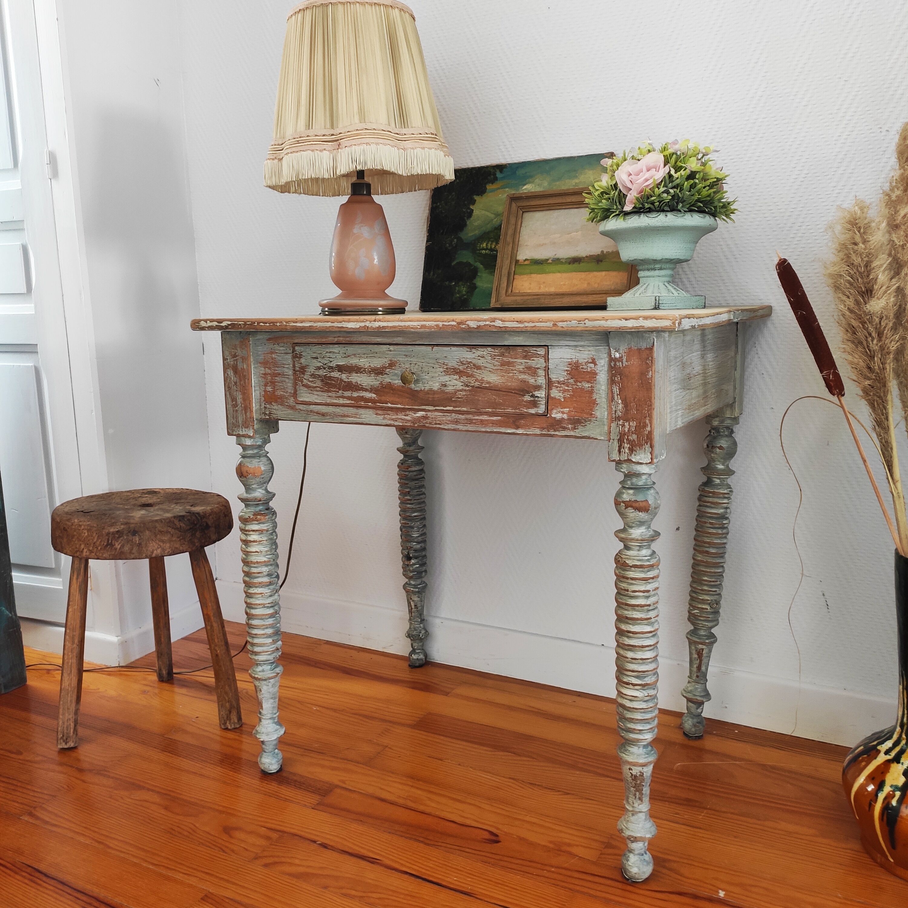 Farmhouse table