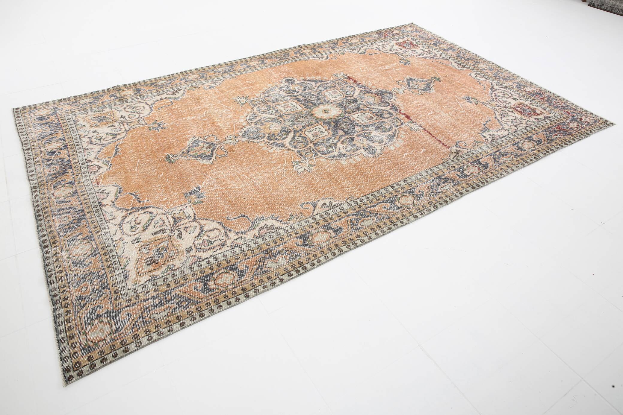 Persian Rug, 205x339Cm