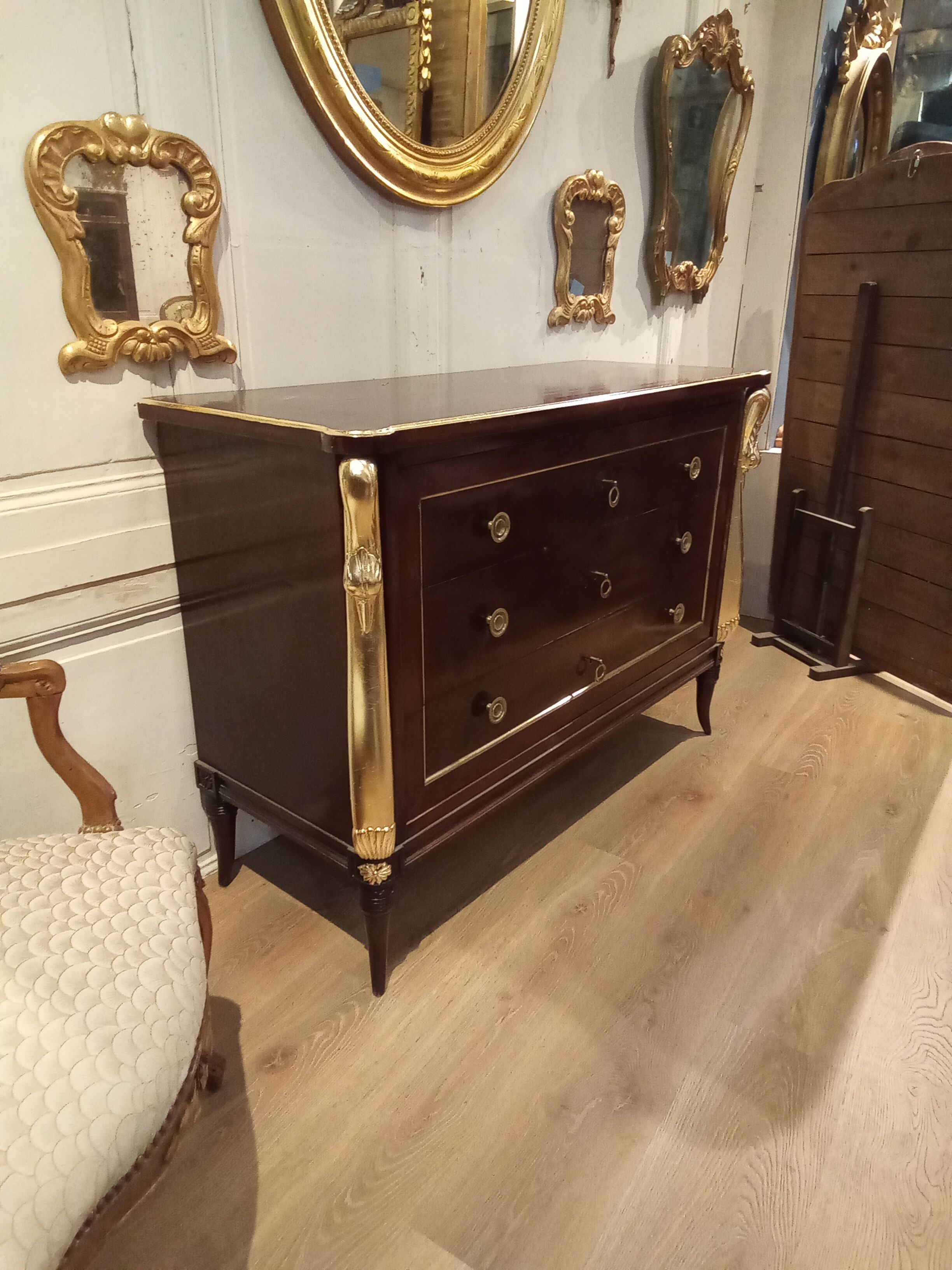 Chest of drawers swan neck