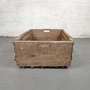 Lot de 2 anciens grands paniers à bûches bois et osier