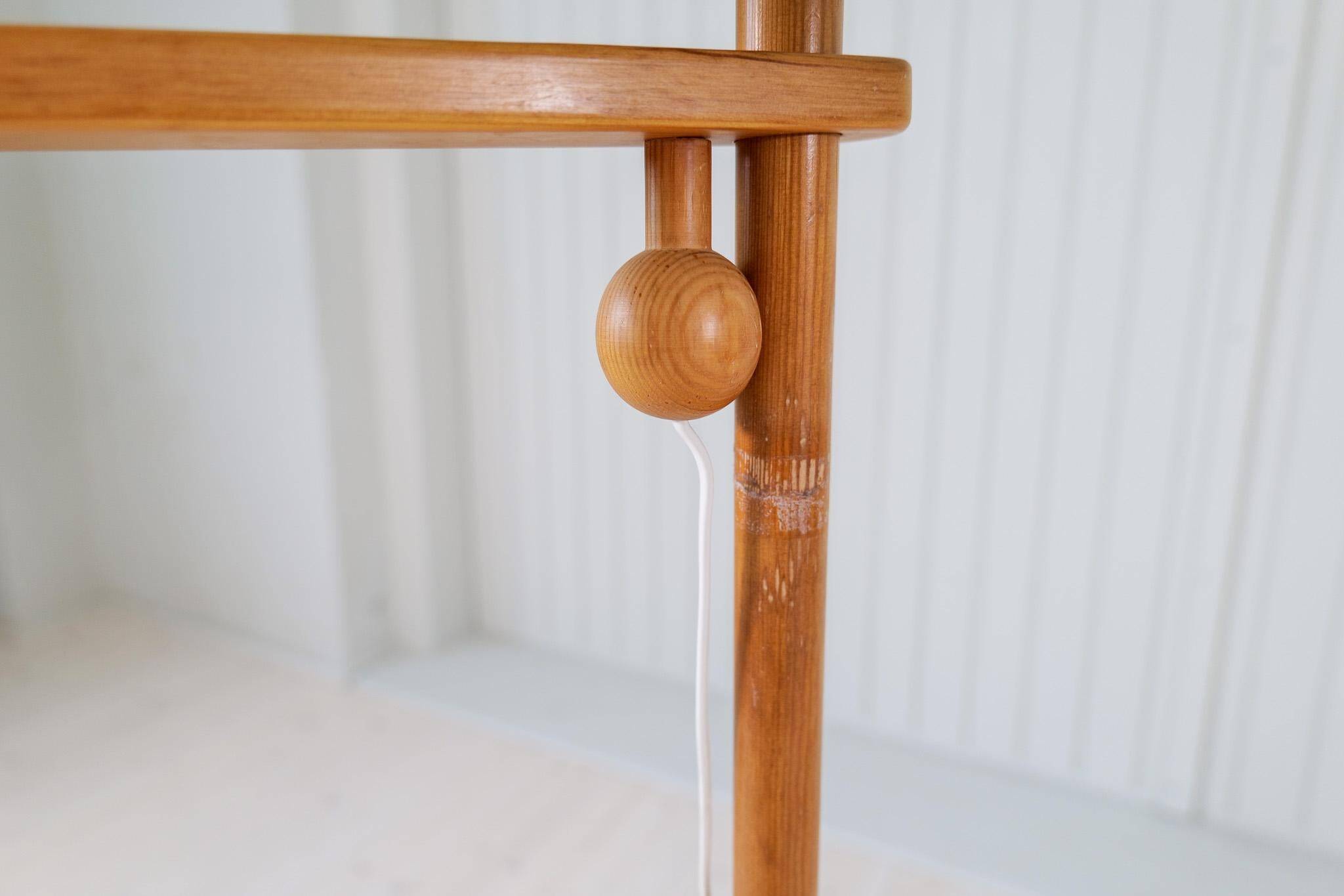 Sculptural modern floor lamps in pine, Yngve Ekström Sweden 1970s