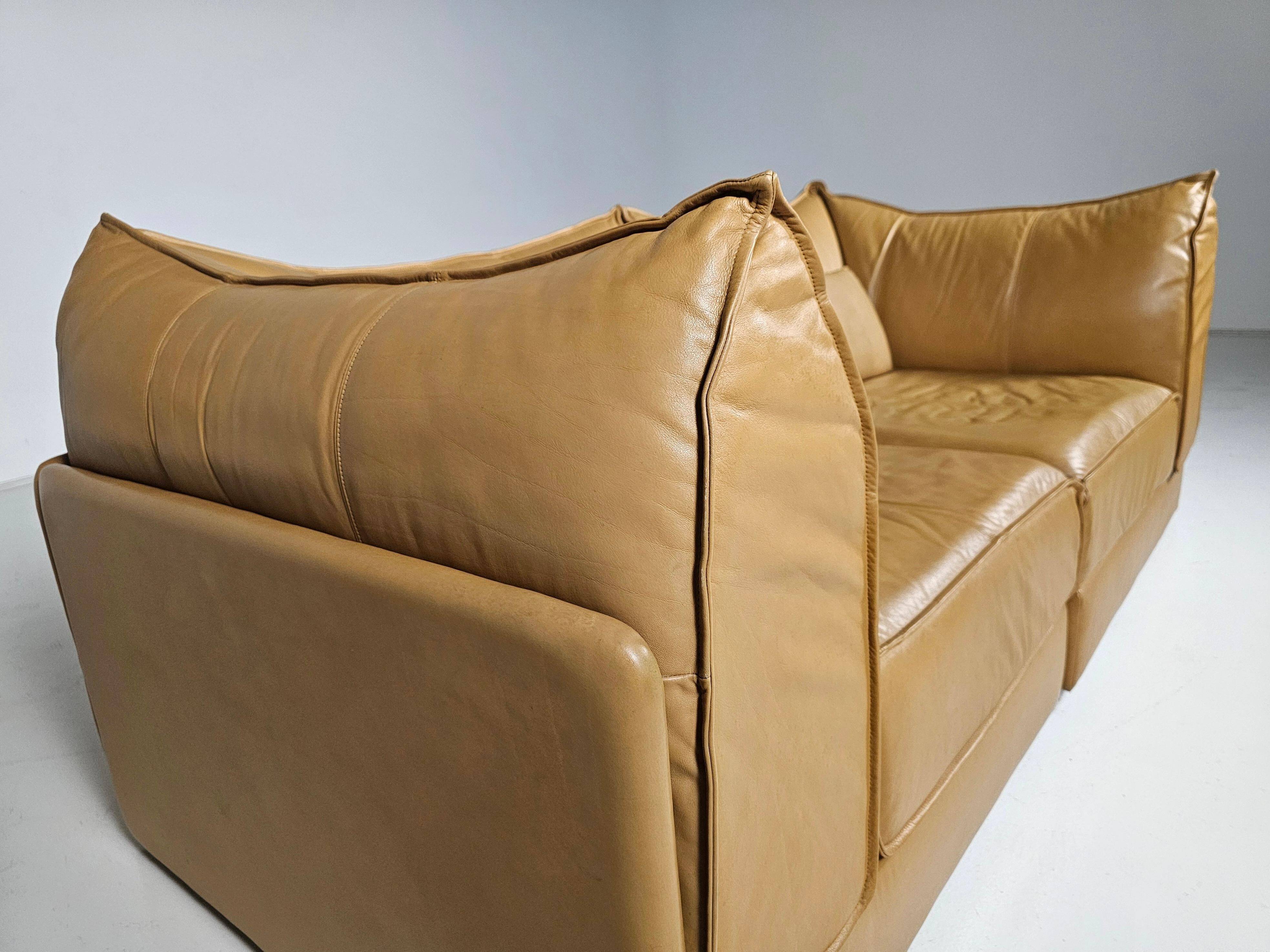 "Pagoda" sectional sofa for 2 in tan leather by De Sede DS-19, 1970s.