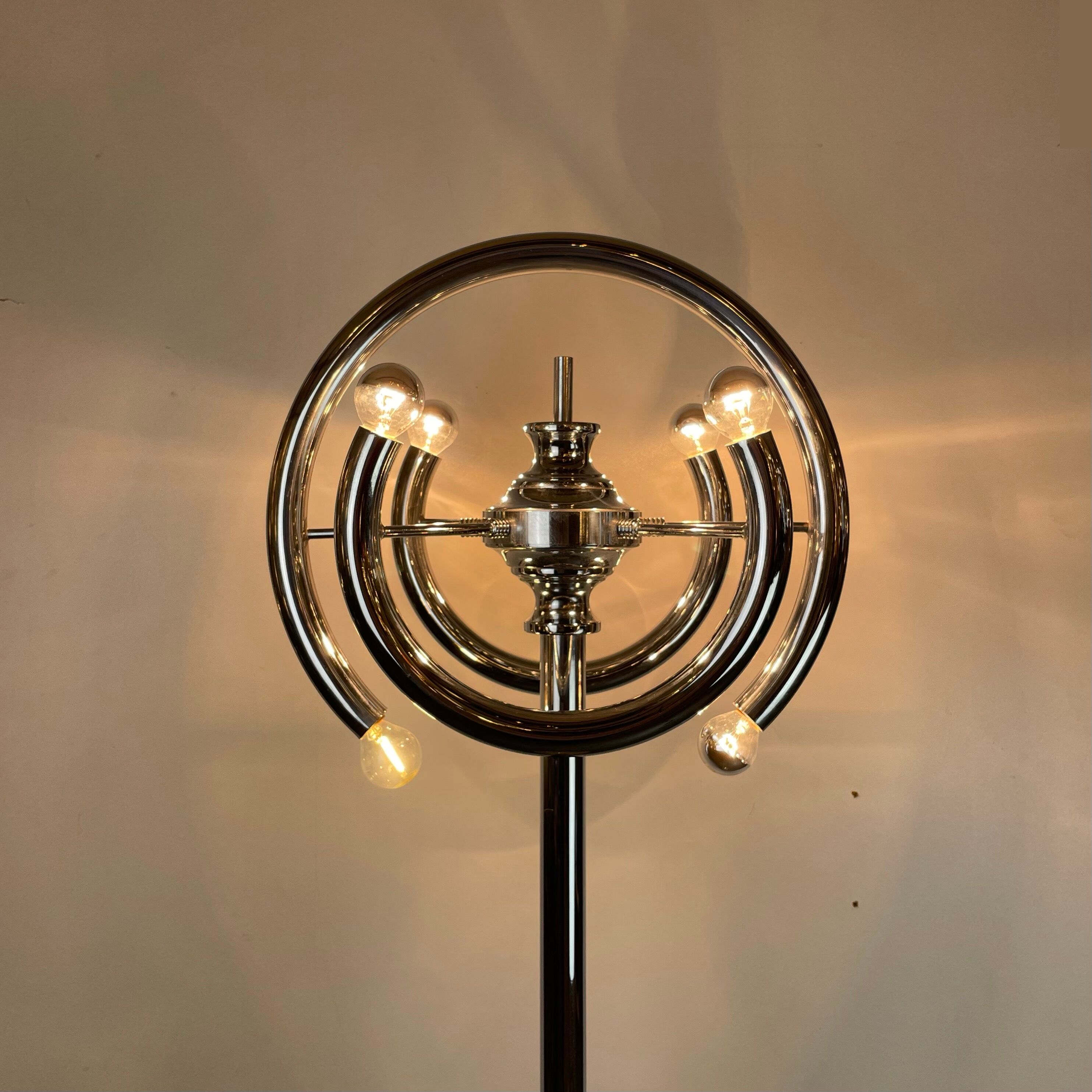 Space-Age Floor Lamp att. to Gaetano Sciolari, Italy, 1970s