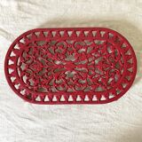 Oval cast iron trivet