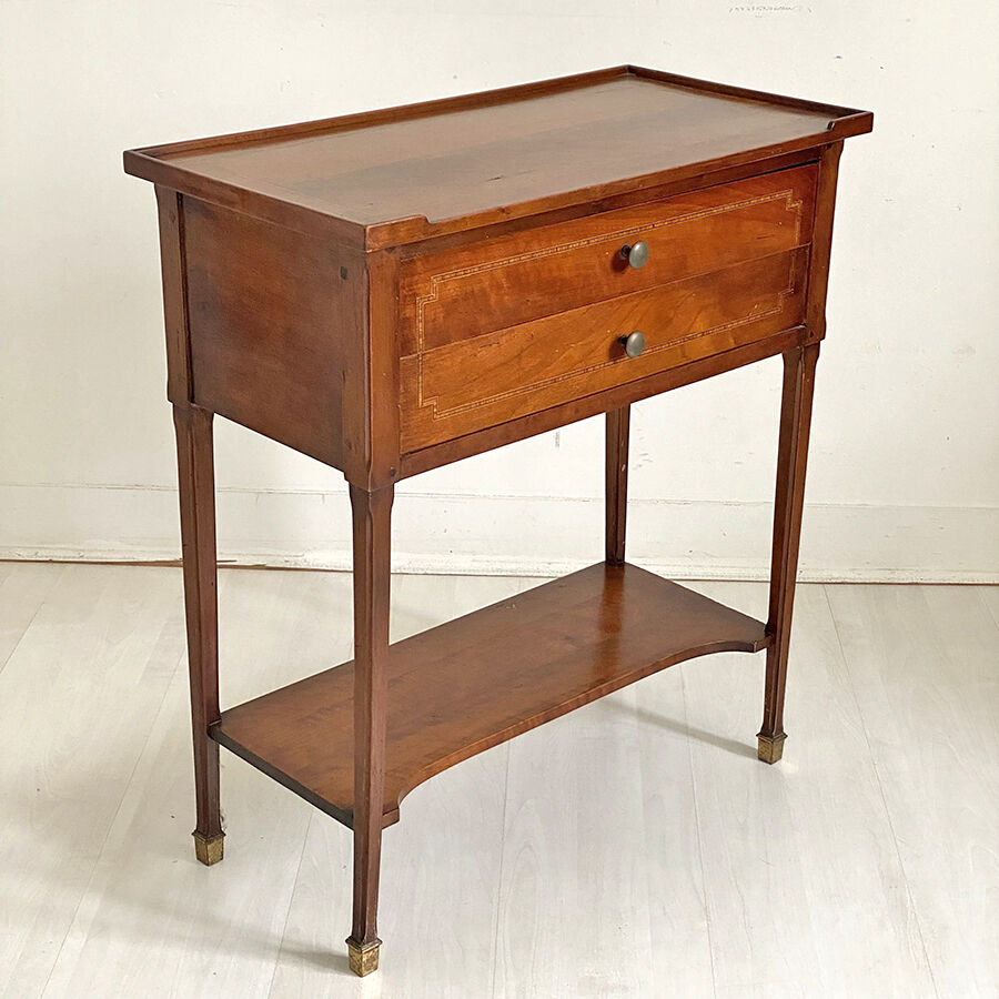 Table d'appoint anglaise début XXème