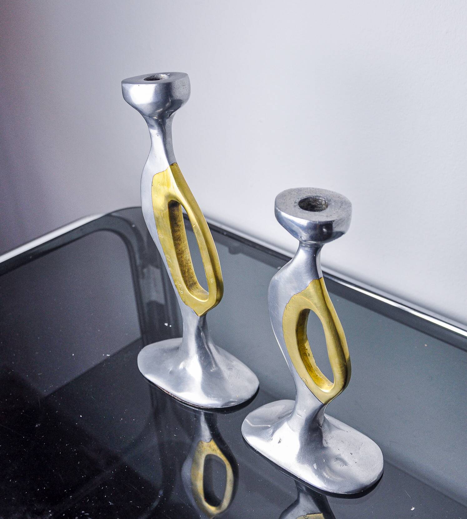 Pair of brutalist candlesticks by Léopold, bronze and aluminum, Spain, 1970