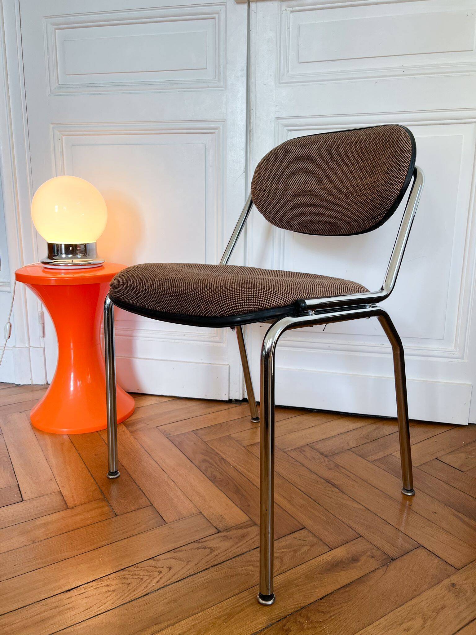 Vintage 80s office chair