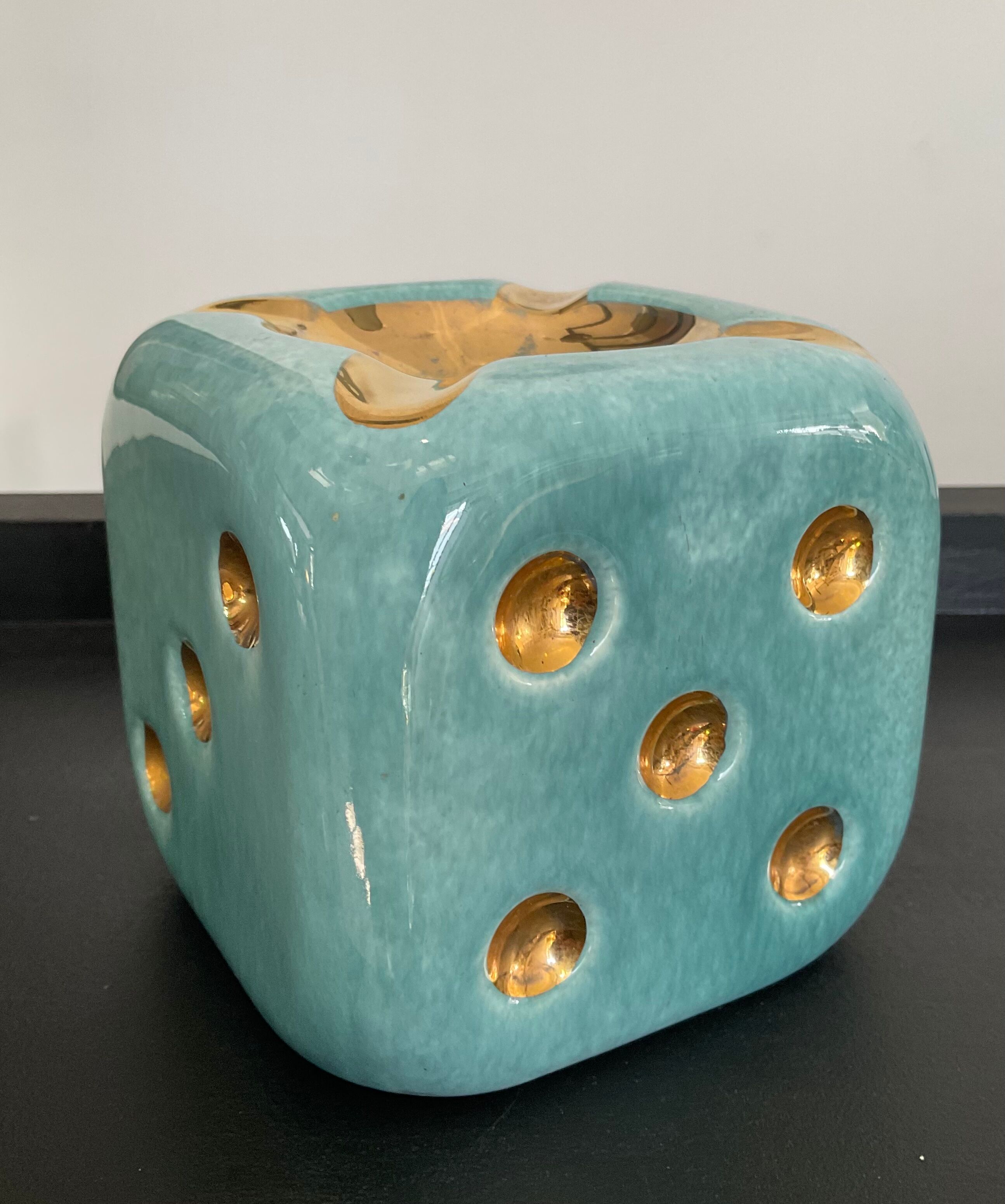 Vintage ashtray in glazed ceramic 70s