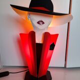 Lampe de table 80s femme à chapeau