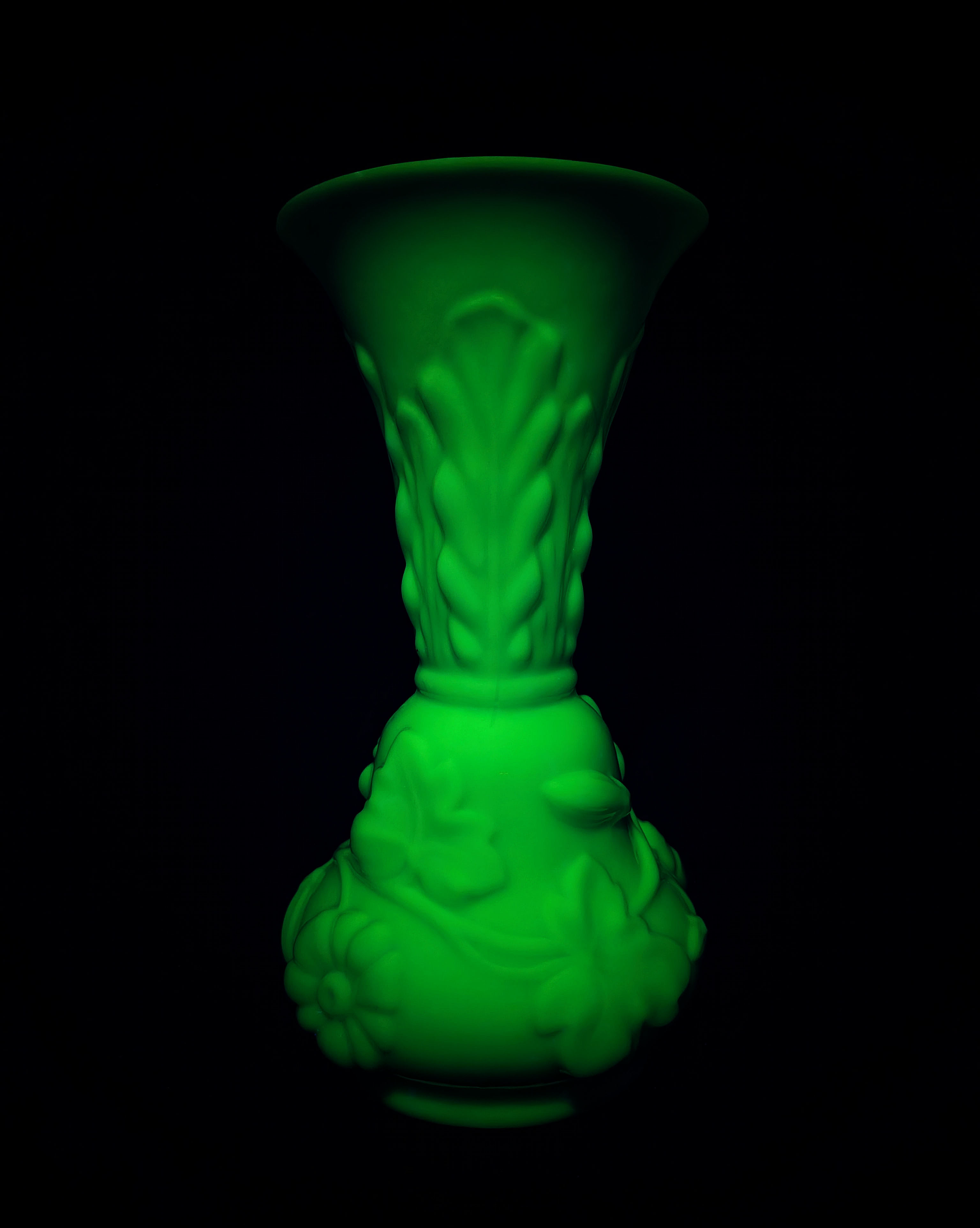 Vase St Louis "Capucine" Décor : Feuilles et guirlandes