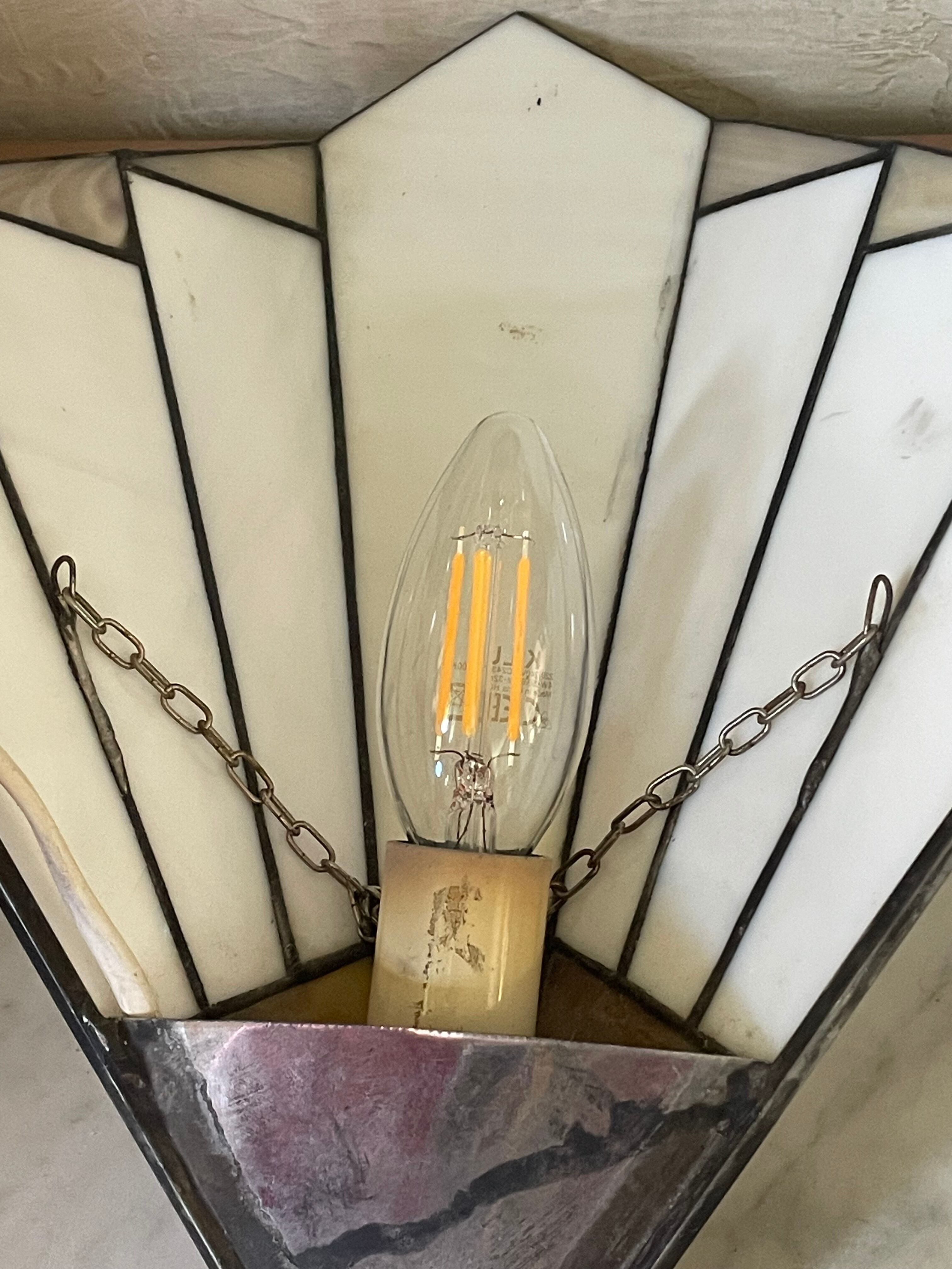 Vintage Tiffany style wall lamp